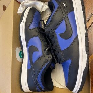 Nike Black and Blue Men's Sneakers